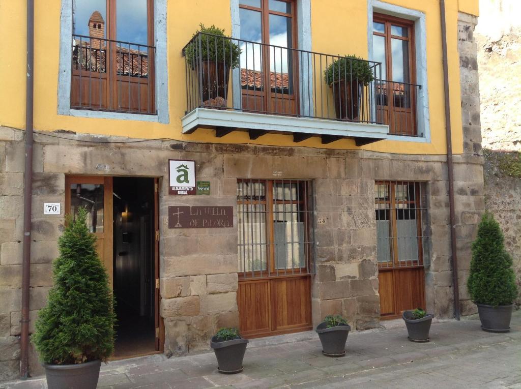 Apartamentos Rurales La Villa De Piedra Cartes Exterior photo